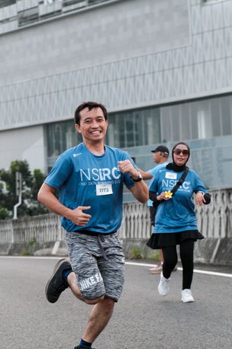 Race photo from NU SKIN RUNNING CLUB