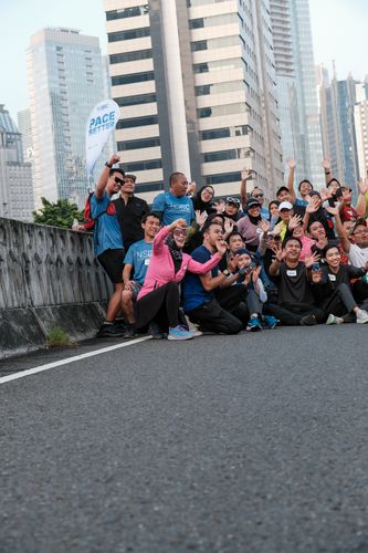 Race photo from NU SKIN RUNNING CLUB