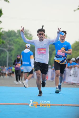 Race photo from Isoplus Run 2024 Surabaya
