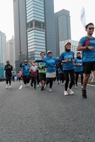 Race photo from NU SKIN RUNNING CLUB