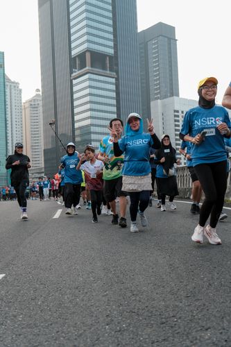 Race photo from NU SKIN RUNNING CLUB