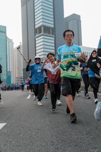 Race photo from NU SKIN RUNNING CLUB