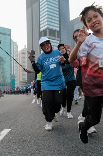 Race photo from NU SKIN RUNNING CLUB