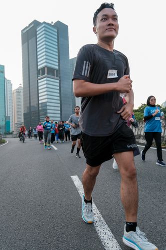 Race photo from NU SKIN RUNNING CLUB