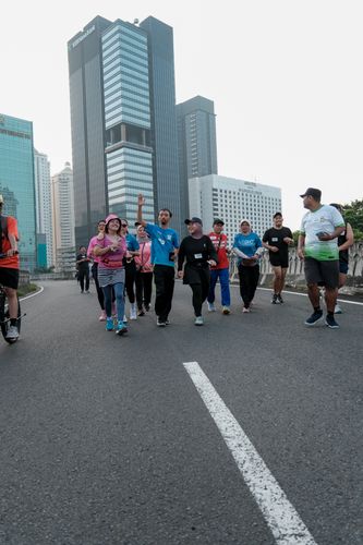 Race photo from NU SKIN RUNNING CLUB
