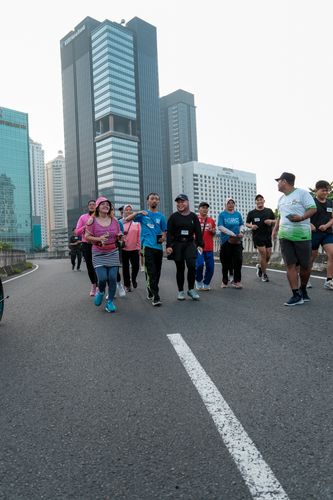 Race photo from NU SKIN RUNNING CLUB
