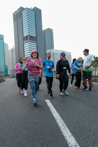 Race photo from NU SKIN RUNNING CLUB