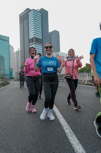 Race photo from NU SKIN RUNNING CLUB
