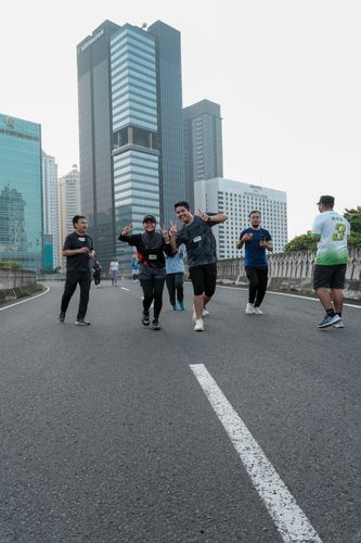 Race photo from NU SKIN RUNNING CLUB