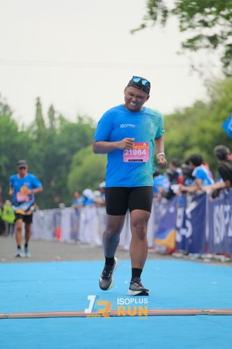 Race photo from Isoplus Run 2024 Surabaya