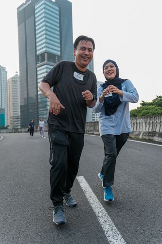 Race photo from NU SKIN RUNNING CLUB
