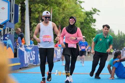 Race photo from Isoplus Run 2024 Surabaya