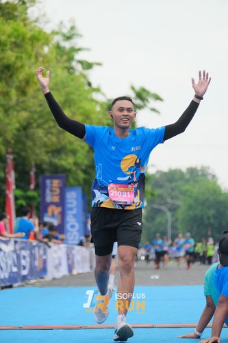 Race photo from Isoplus Run 2024 Surabaya