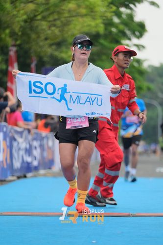 Race photo from Isoplus Run 2024 Surabaya