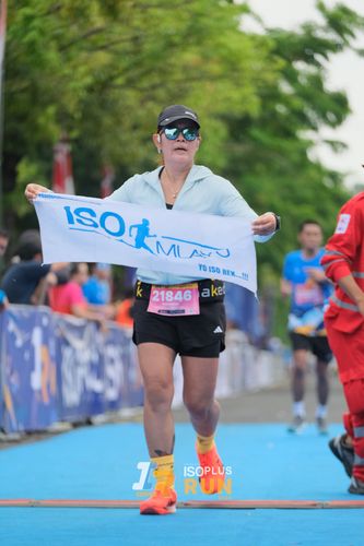 Race photo from Isoplus Run 2024 Surabaya