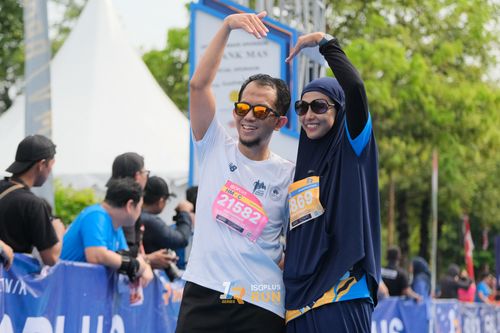 Race photo from Isoplus Run 2024 Surabaya