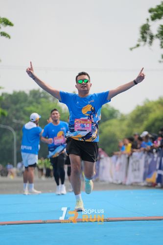 Race photo from Isoplus Run 2024 Surabaya