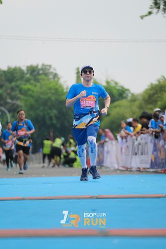 Race photo from Isoplus Run 2024 Surabaya