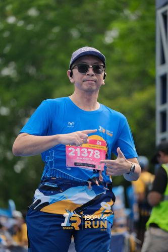 Race photo from Isoplus Run 2024 Surabaya