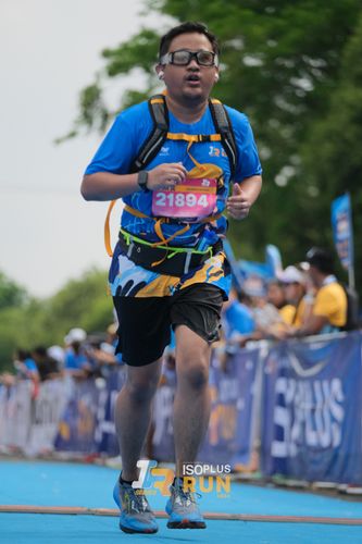 Race photo from Isoplus Run 2024 Surabaya