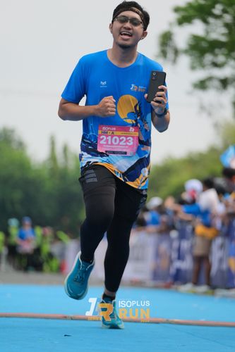 Race photo from Isoplus Run 2024 Surabaya