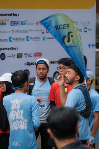 Race photo from Running 5 K