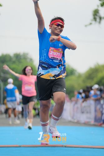 Race photo from Isoplus Run 2024 Surabaya