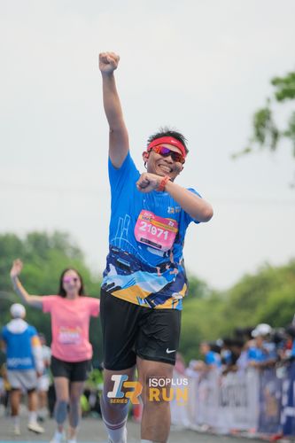 Race photo from Isoplus Run 2024 Surabaya