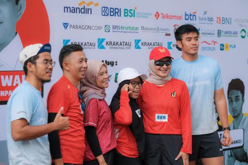 Race photo from Running 5 K