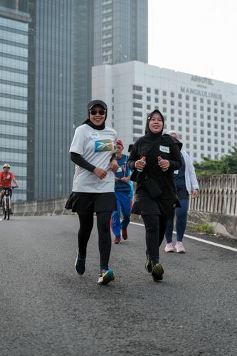 Race photo from NU SKIN RUNNING CLUB