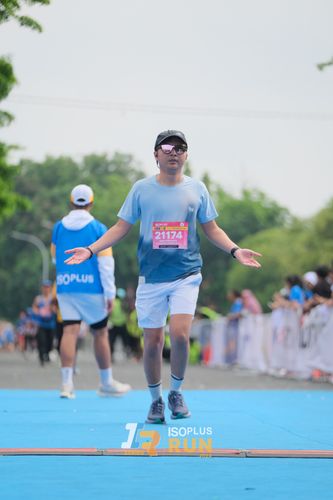 Race photo from Isoplus Run 2024 Surabaya