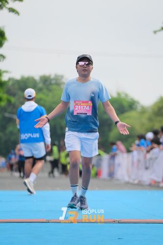 Race photo from Isoplus Run 2024 Surabaya