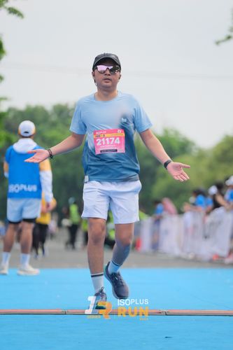 Race photo from Isoplus Run 2024 Surabaya