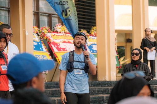 Race photo from Running 5 K