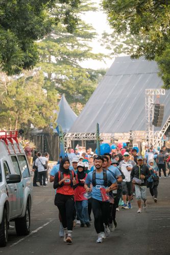 Race photo from Running 5 K