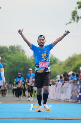 Race photo from Isoplus Run 2024 Surabaya