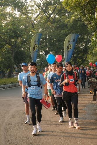 Race photo from Running 5 K