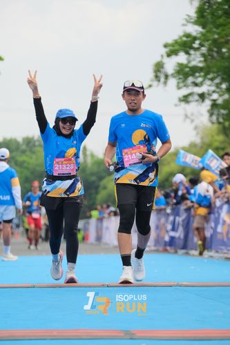 Race photo from Isoplus Run 2024 Surabaya