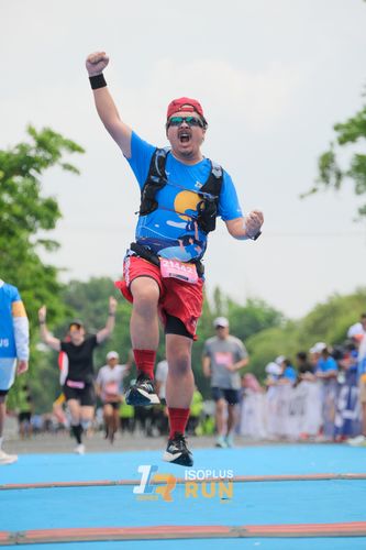 Race photo from Isoplus Run 2024 Surabaya