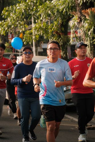 Race photo from Running 5 K