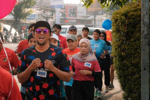 Race photo from Running 5 K