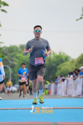 Race photo from Isoplus Run 2024 Surabaya