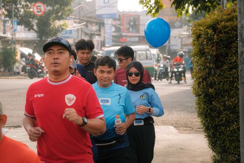 Race photo from Running 5 K