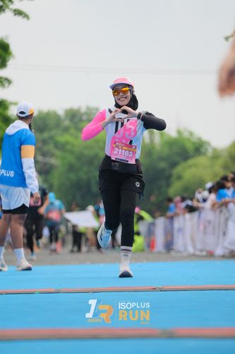 Race photo from Isoplus Run 2024 Surabaya