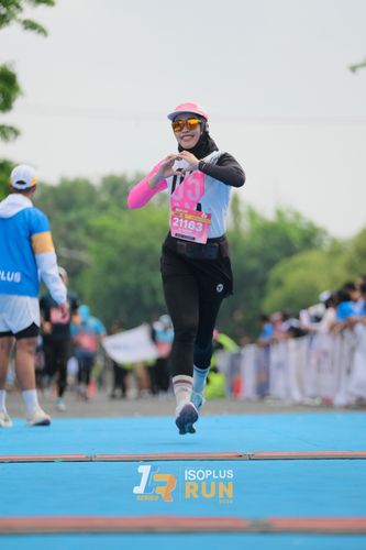 Race photo from Isoplus Run 2024 Surabaya
