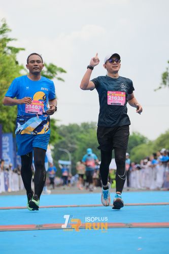 Race photo from Isoplus Run 2024 Surabaya