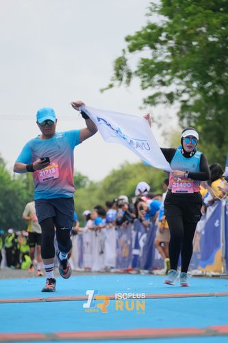 Race photo from Isoplus Run 2024 Surabaya