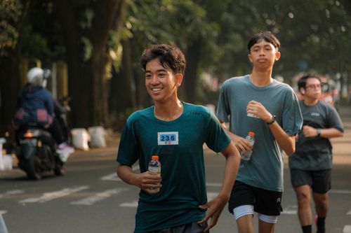 Race photo from Running 5 K