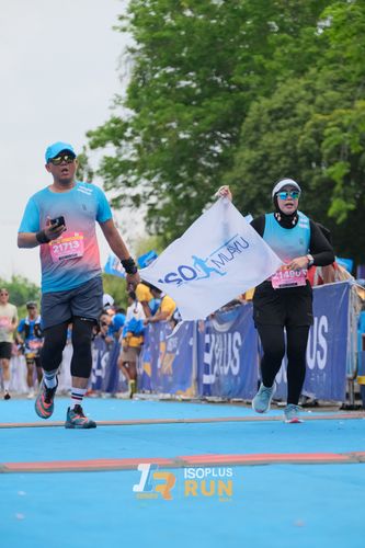 Race photo from Isoplus Run 2024 Surabaya