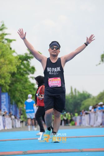Race photo from Isoplus Run 2024 Surabaya
